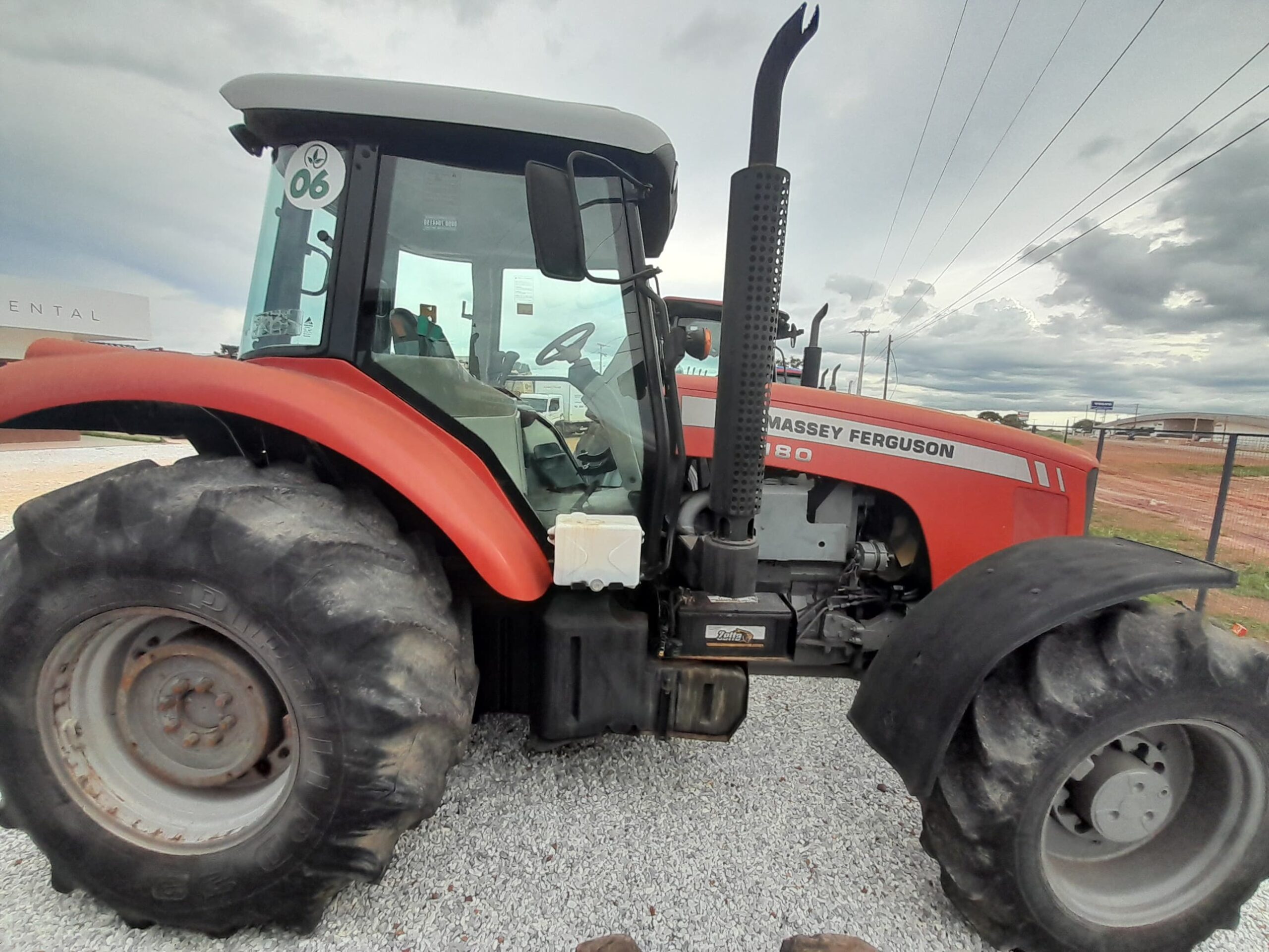 MF7180 LATERAL