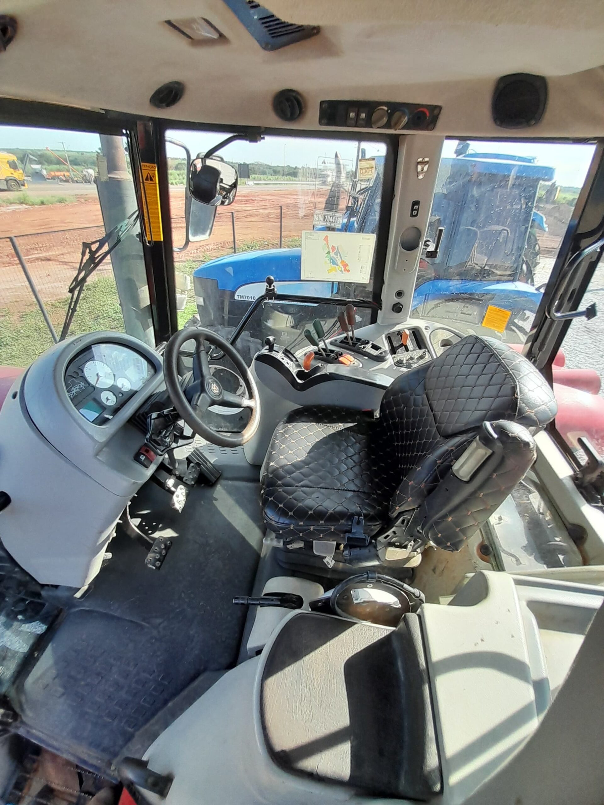 MF7415 CABINE (1)