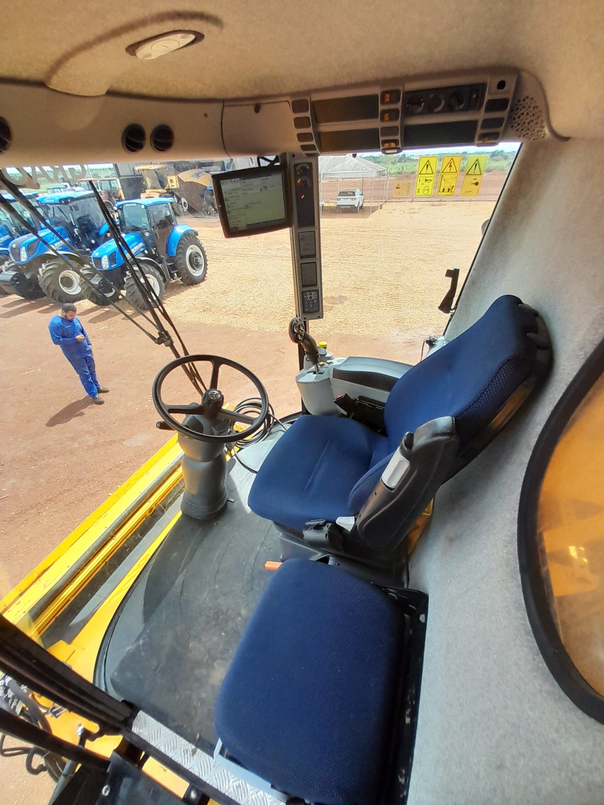 TX 5902 CABINE