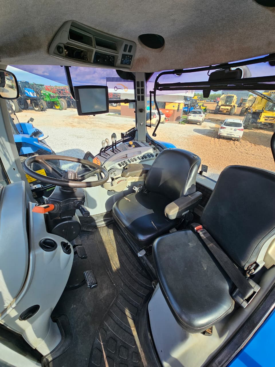 T205 CABINE