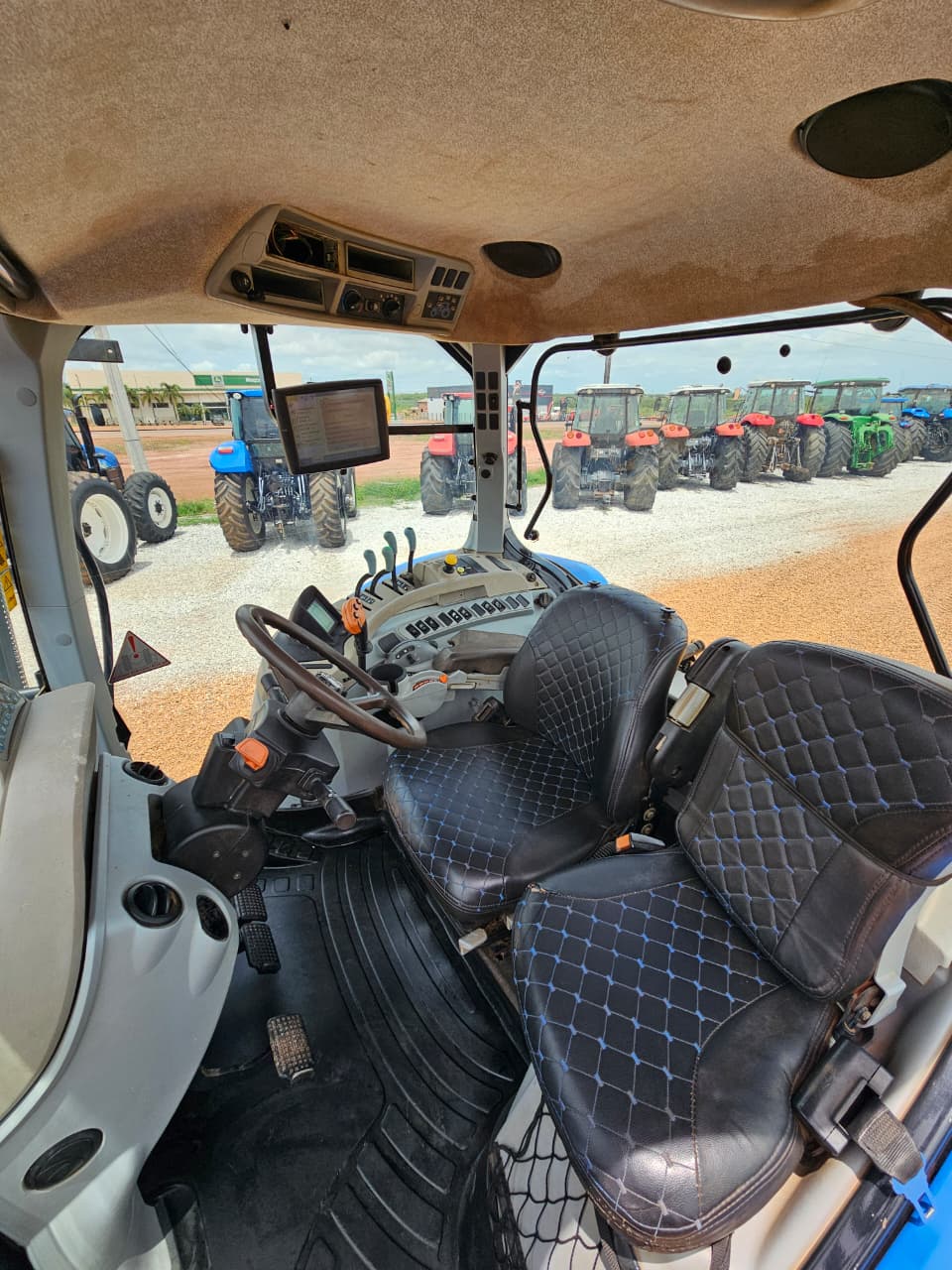 T7 5 CABINE
